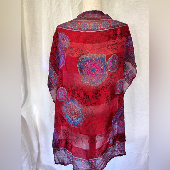 VINTAGE 1980’s Saldarini Square Silk Scarf/Wrap - Picture 2 of 8